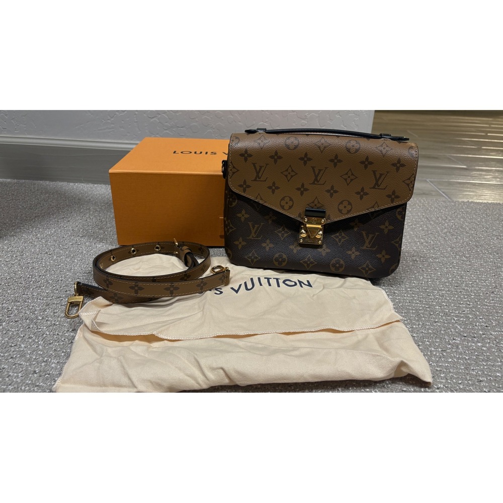 Louis Vuitton Pochette Metis Monogram Reverse Canvas Crossbody Bag EUC